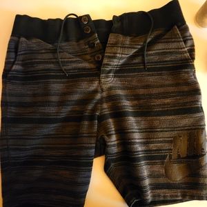 NIKE CASUAL SHORTS